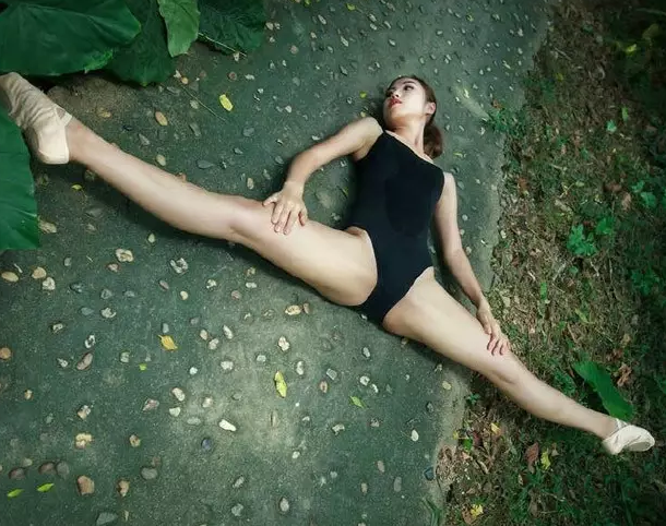 看的我不淡定了