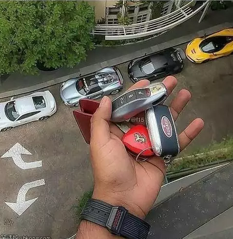 如果让你选，你会选择开那辆车去上班？