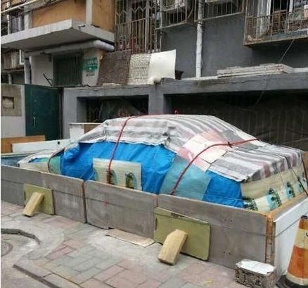 车包裹的额这么严实 豪车吗
